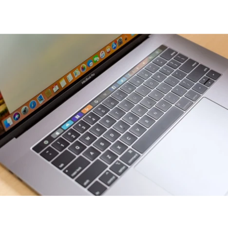 Apple MacBook Pro A1990 Core i9, 8th Gen, 1TB, 32GB Ram, 15.4 Inch - 2018 Laptop