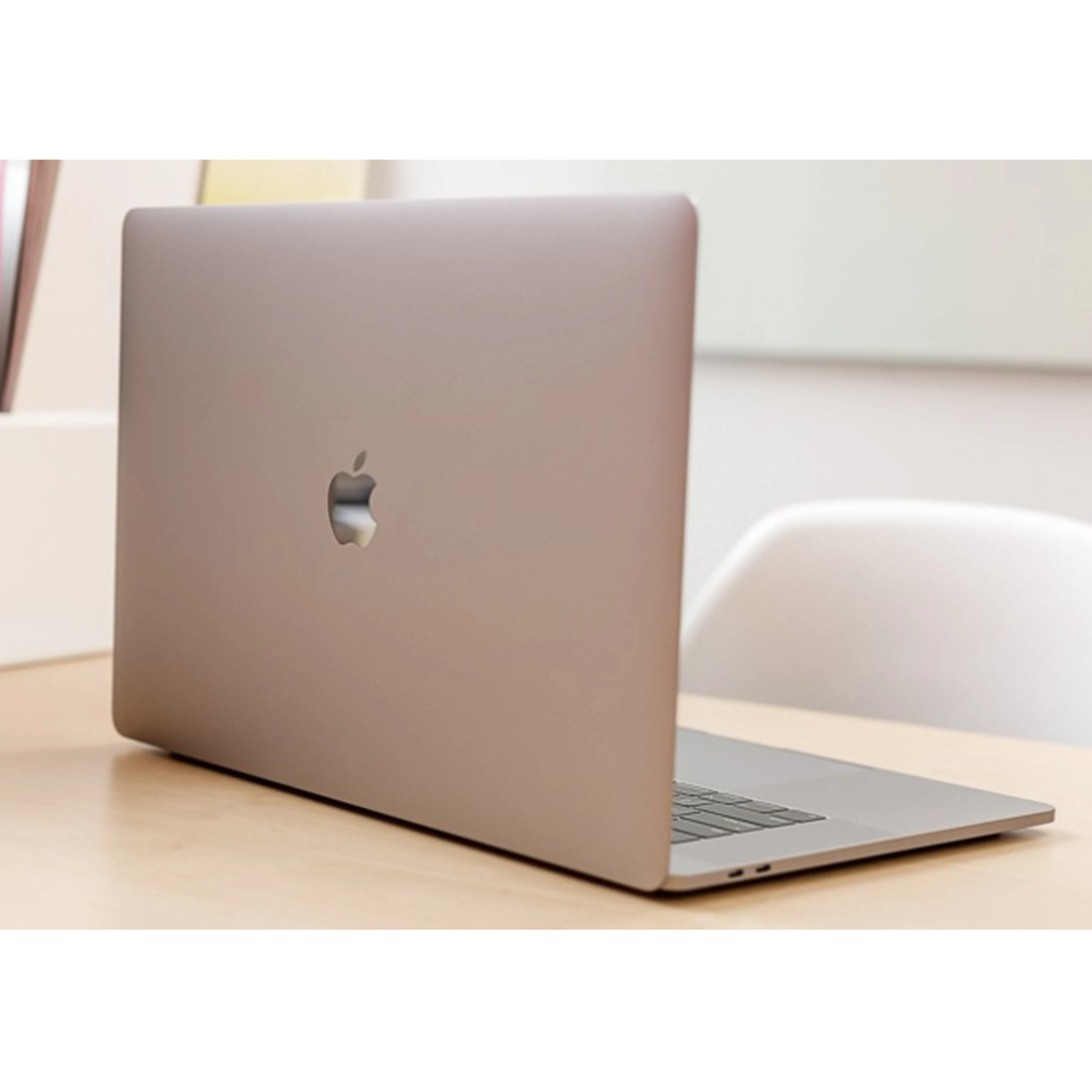 MacBook Apple pro 2018 A1990-i7 8th - 32GB - 512 GB - 4GB GPU